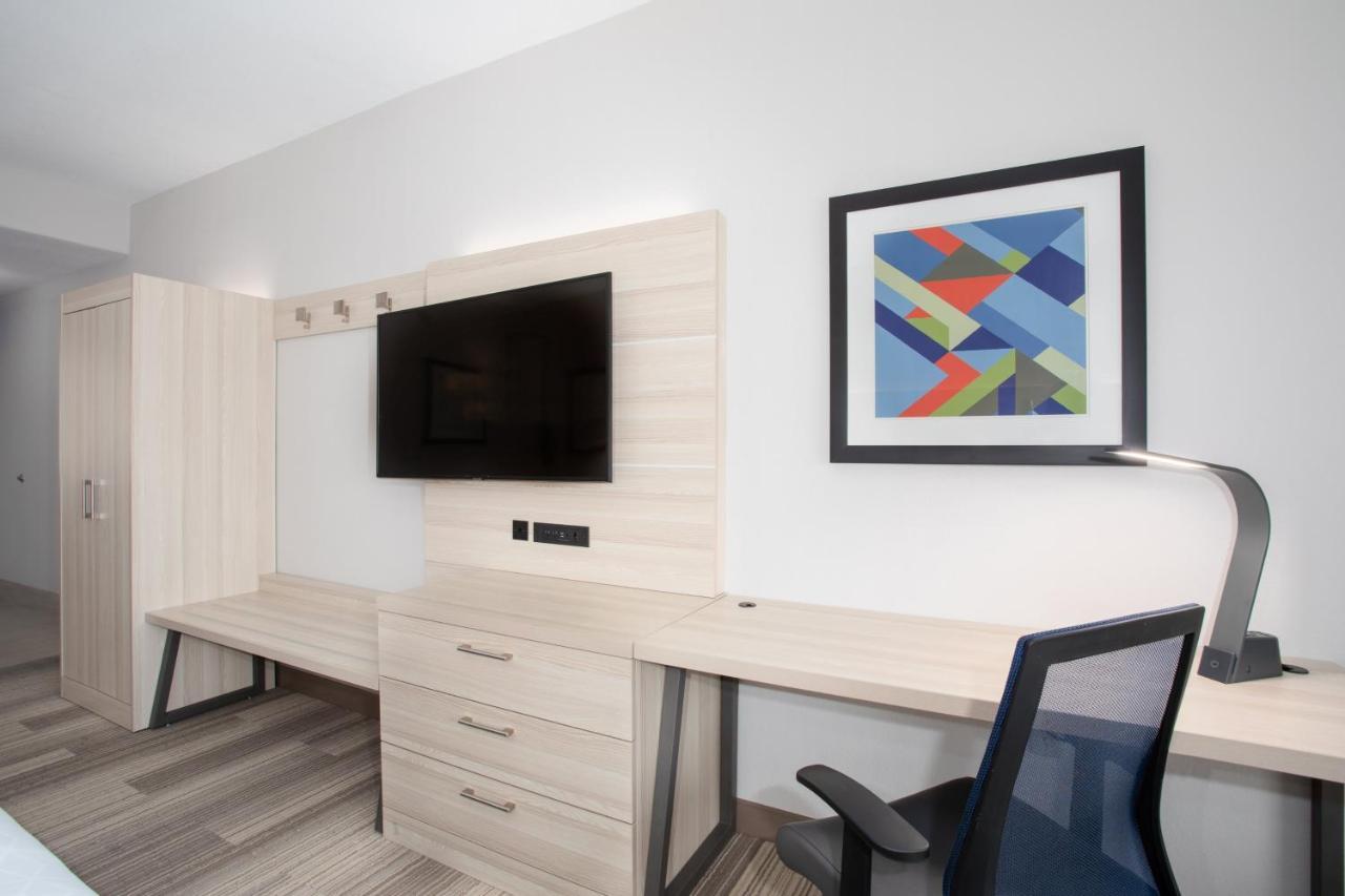 Holiday Inn Express & Suites Phoenix Glendale Dist By Ihg Dış mekan fotoğraf