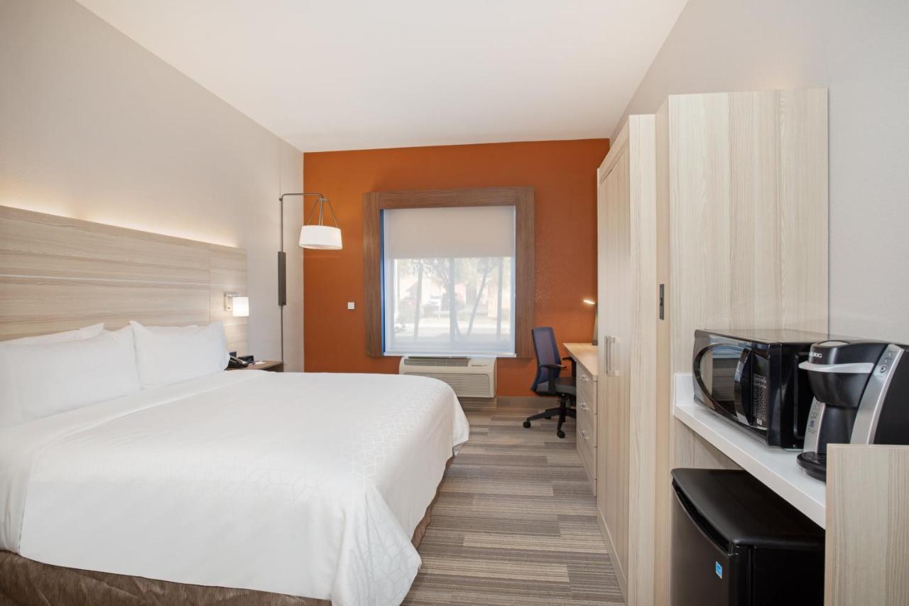 Holiday Inn Express & Suites Phoenix Glendale Dist By Ihg Dış mekan fotoğraf