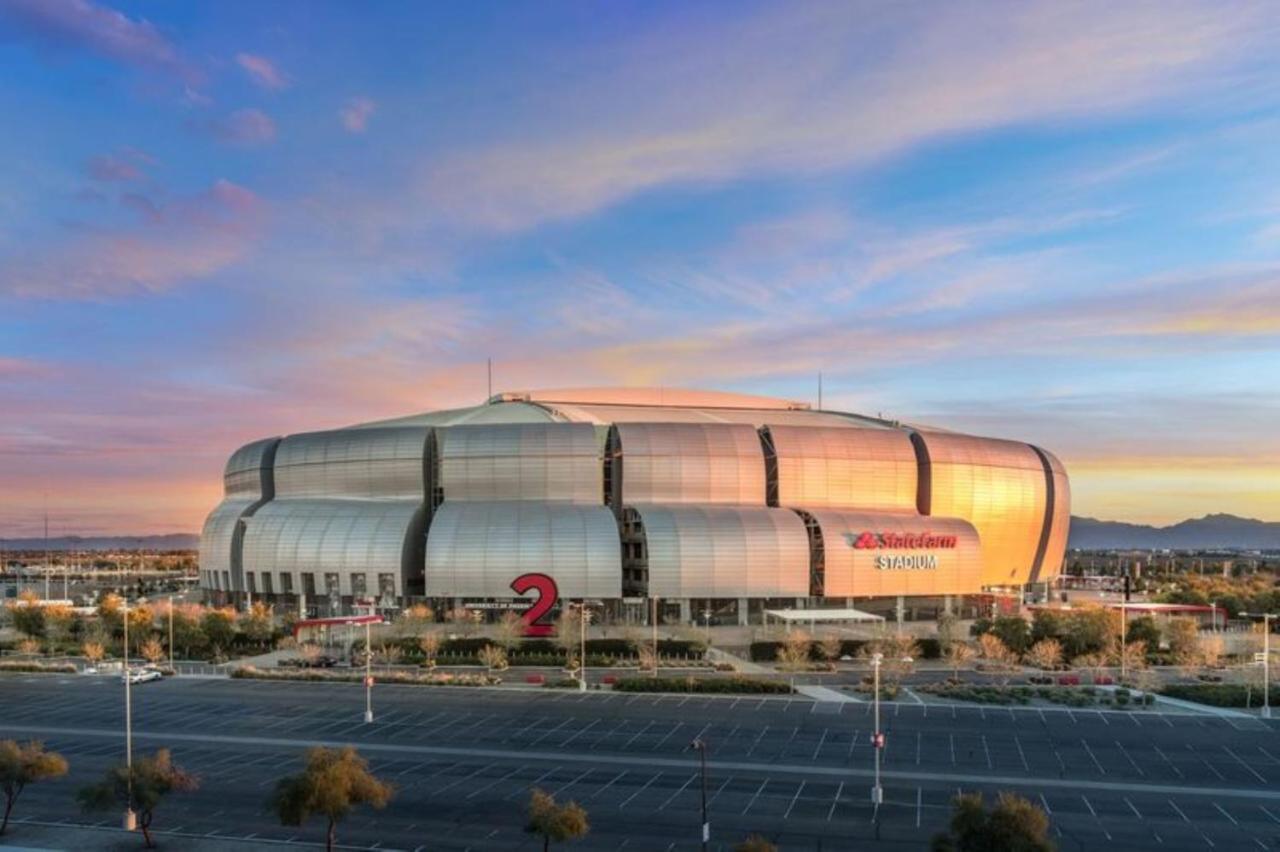 Holiday Inn Express & Suites Phoenix Glendale Dist By Ihg Dış mekan fotoğraf