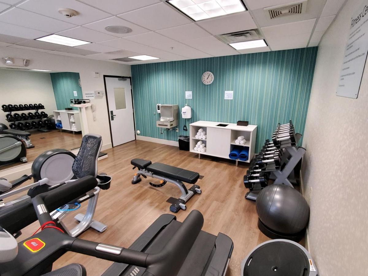 Holiday Inn Express & Suites Phoenix Glendale Dist By Ihg Dış mekan fotoğraf